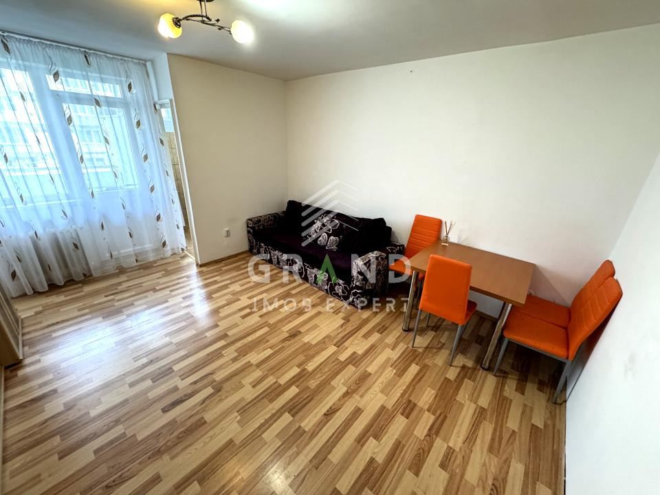 Garsonieră de vânzare | Mănăștur–Str.Bucegi | Balcon | Lifturi noi | Mobilată