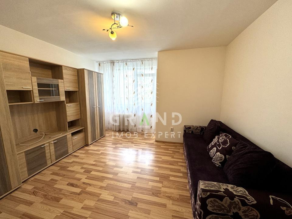 Garsonieră de vânzare | Mănăștur–Str.Bucegi | Balcon | Lifturi noi | Mobilată