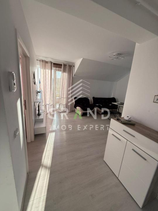 Apartament 3 camere 50mp util | balcon | parcare | zona Tineretului