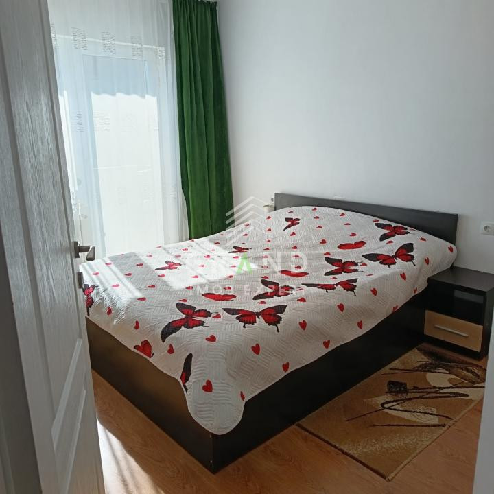 Apartament 3 camere de vanzare , zona Sesul de Sus , Floresti