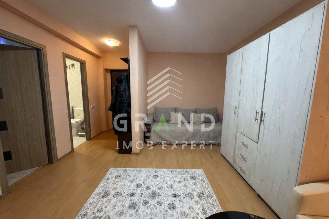 Garsoniera de vanzare, zona Eroilor, Floresti 