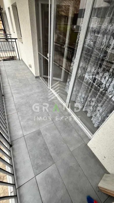 Apartament 2 camere + 2 balcoane + 2 parcări, zona Vivo, Cluj