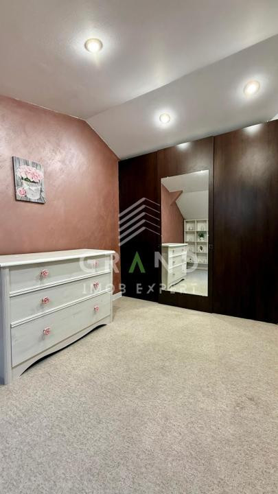 Inchiriere Casa pe doua nivele | 3 Camere | 2 Bai | Terasa | Piata Mihai Viteazu