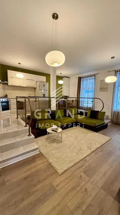 Inchiriere Apartament in Casa | 3 Camere | 2 Bai | Terasa | P-ta M.Viteazu