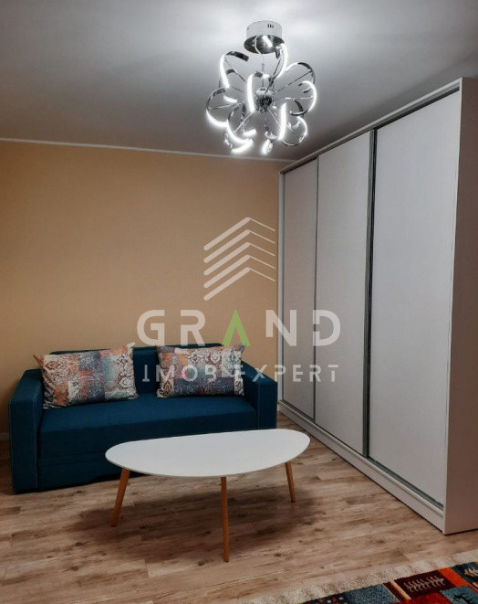 Ap 2 camere | PARCARE | Zona VIVO-Razoare