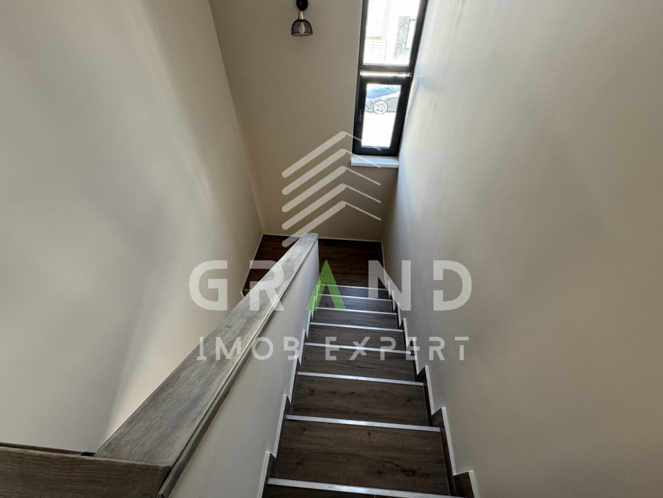 TOTUL NOU!Casa individuala,4 camere,3 BAI,TERASA,GARAJ,zona Dezmir