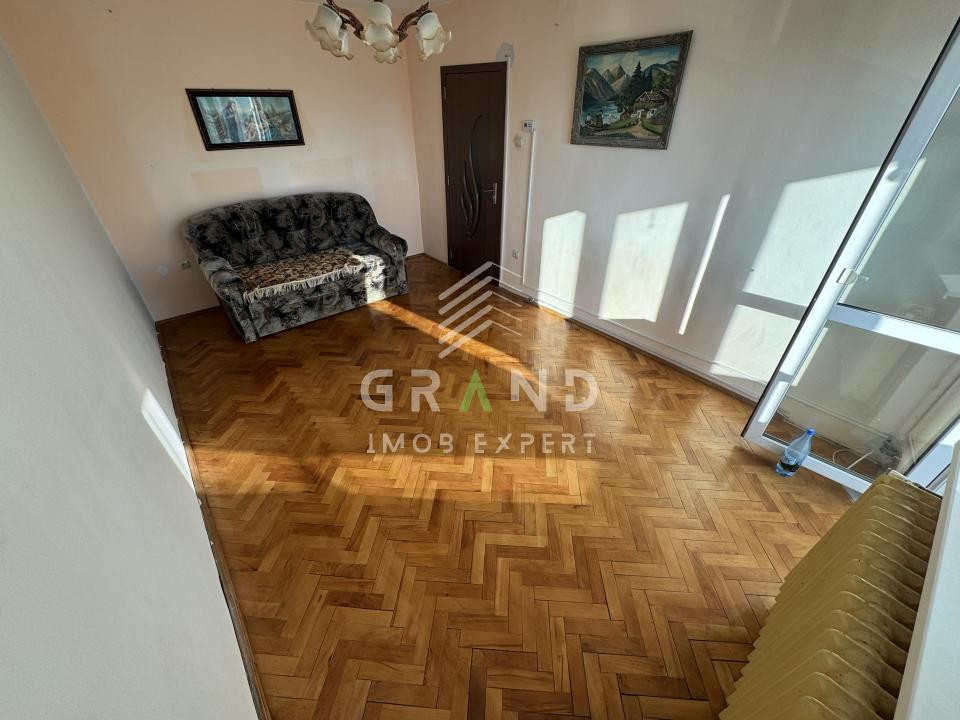 2 CAMERE DECOMANDATE | BALCON ÎNCHIS | BECI | CLĂBUCET/MĂNĂȘTUR