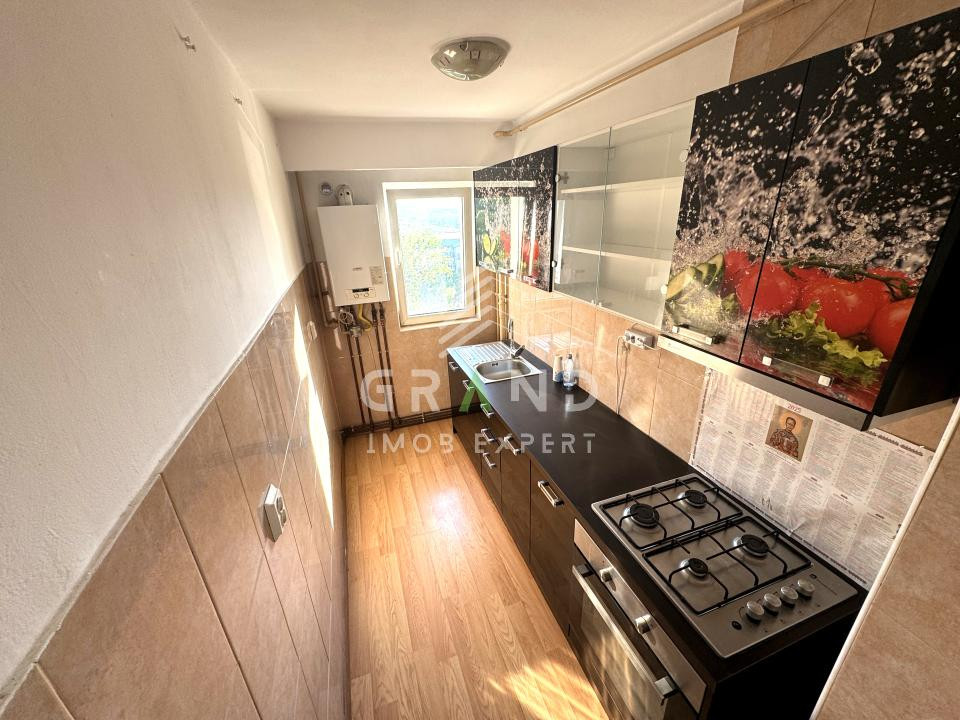 2 CAMERE DECOMANDATE | BALCON ÎNCHIS | BECI | CLĂBUCET/MĂNĂȘTUR