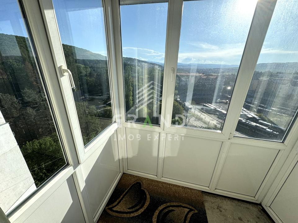 2 CAMERE DECOMANDATE | BALCON ÎNCHIS | BECI | CLĂBUCET/MĂNĂȘTUR