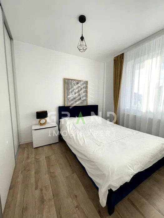 Oportunitate! Apartament 3 Camere | Parcare | Balcon | Floresti/Tineretului