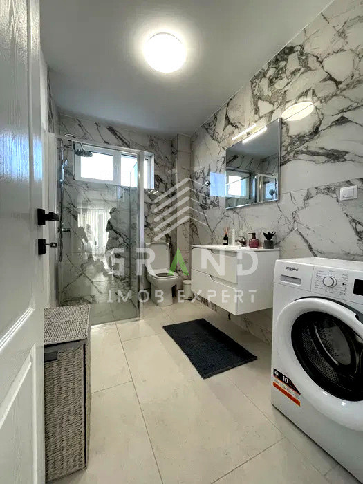 Oportunitate! Apartament 3 Camere | Parcare | Balcon | Floresti/Tineretului