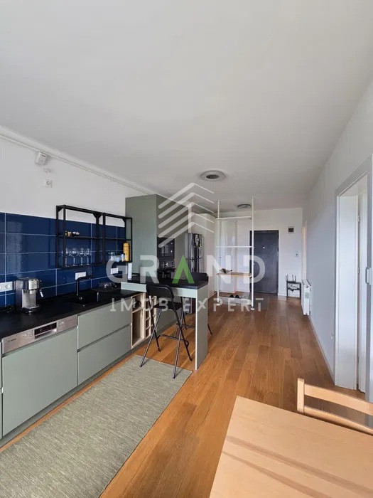 Apartament 2 camere I zona BMW I Floresti