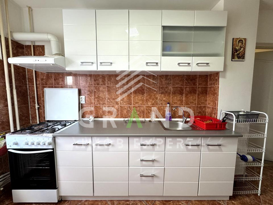 2 CAMERE DECOMANDAT | BALCON | MĂNĂȘTUR / ALEEA BRATEȘ