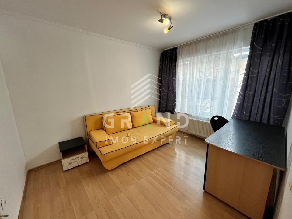 Apartament 3 camere de vanzare , Buna Ziua, zona Lidl