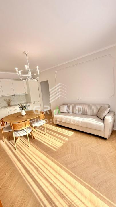 Nou Finisat | Apartament cu 3 Camere | Balcon | Parcare | Floresti/Urusagului