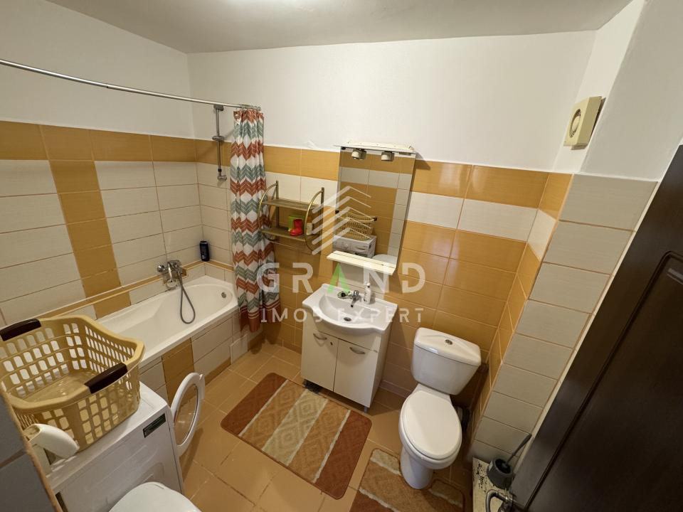 Ap.3 camere | Parcare | 2 balcoane | Florilor–Atelierul de Pizza | Floresti