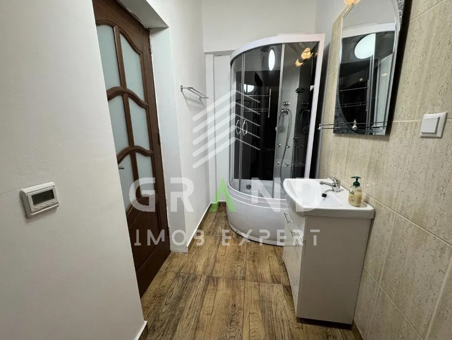Apartament de Inchiriat | Curte | Parcare Privata | Dambu Rotund/Corneliu Coposu
