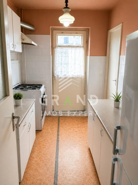 2 camere decomandate | Zonă BIG Mănăștur | Balcon & pivniță | Etaj intermediar