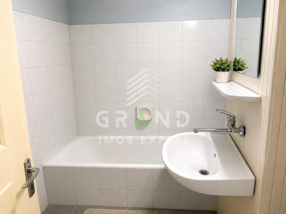 2 camere decomandate | Zonă BIG Mănăștur | Balcon & pivniță | Etaj intermediar