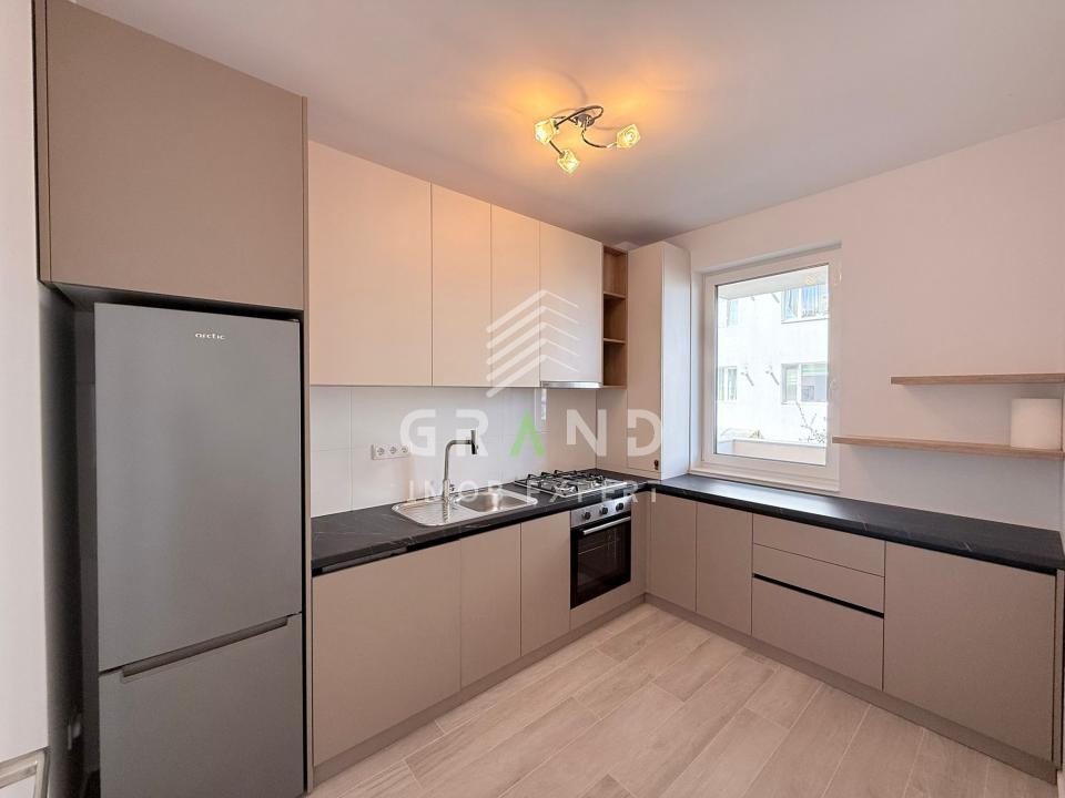 NOU: Apartament 2 Camere | Terasa Generoasa | Parcare | Floresti