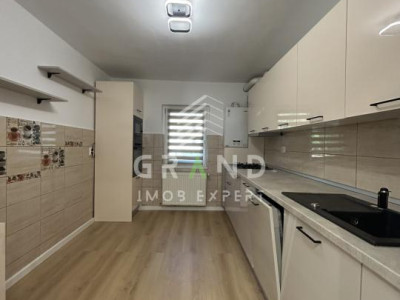 Apartament 3 camere de vanzare, 2 bai , Zorilor 