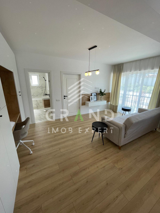 Apartament 2 camere | Semidecomandat | Parcare | Floresti 