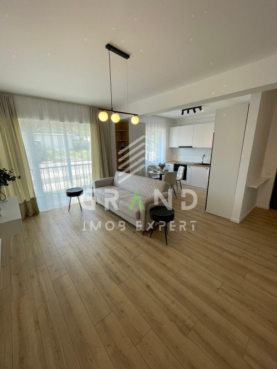 Apartament 2 camere | Semidecomandat | Parcare | Floresti 