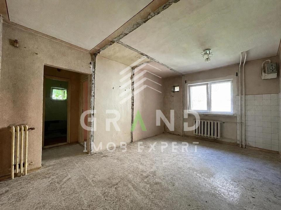 Apartament 2 camere, renovabil, zona București, Mărăști