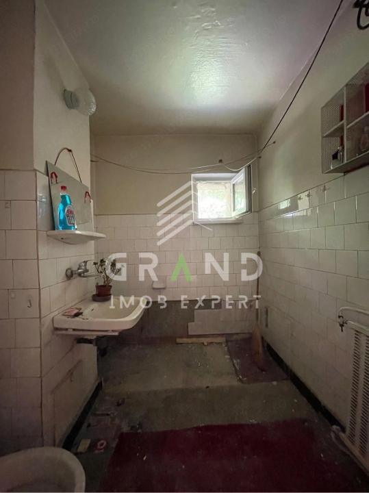 Apartament 2 camere, renovabil, zona București, Mărăști