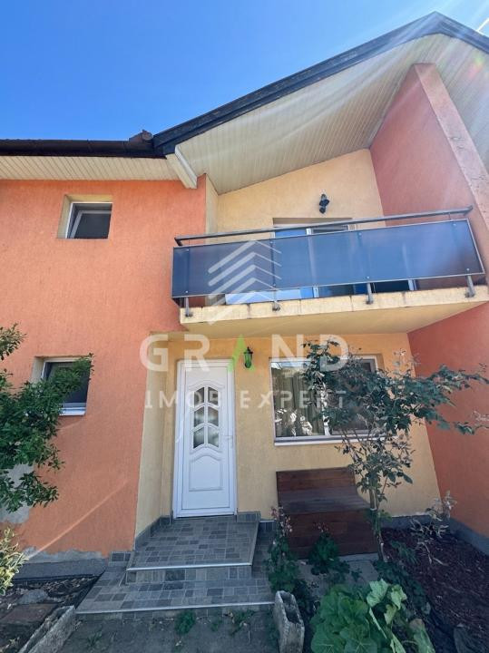 Casă tip duplex spre închiriere în Iris | 4 camere | Garaj+parcare /Zonă de case