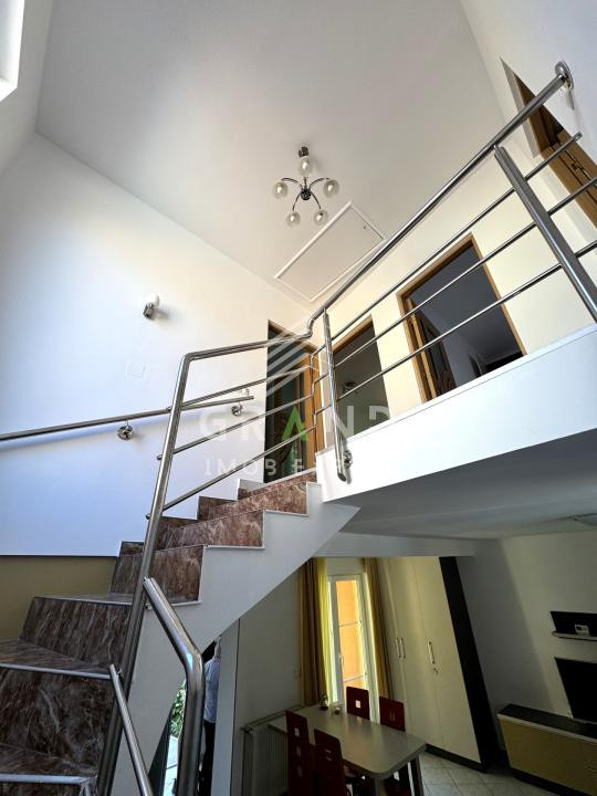 Casă tip duplex spre închiriere în Iris | 4 camere | Garaj+parcare /Zonă de case