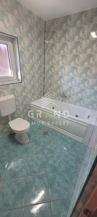 Casă tip duplex spre închiriere în Iris | 4 camere | Garaj+parcare /Zonă de case
