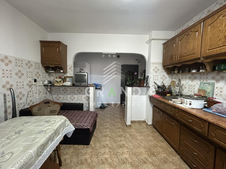 Apartament 2 camere de vanzare, Gheorgheni, zona FSEGA