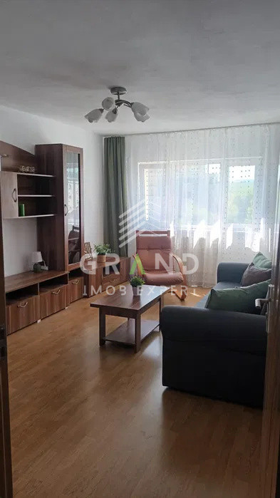 Intre Lacuri : Apartament 2 Camere | Debara | Balcon | 48 MP
