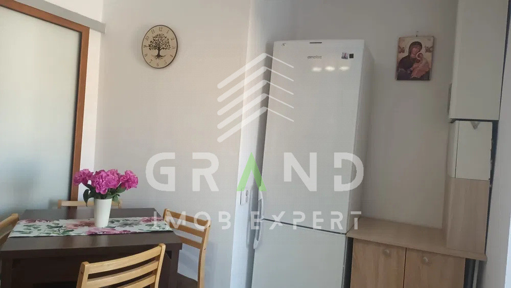 Intre Lacuri : Apartament 2 Camere | Debara | Balcon | 48 MP