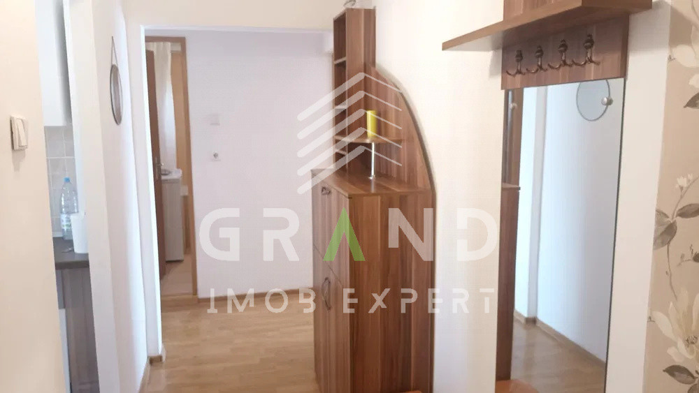 Intre Lacuri : Apartament 2 Camere | Debara | Balcon | 48 MP
