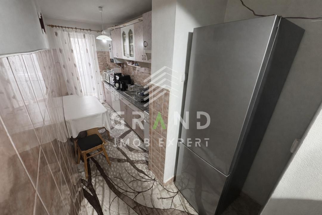 3 camere decomandate | 2 Balcoane | Etaj 1 | Mănăștur/Mehedinți