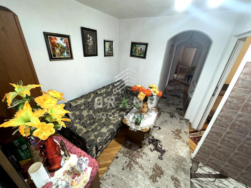 3 camere decomandate | 2 Balcoane | Etaj 1 | Mănăștur/Mehedinți