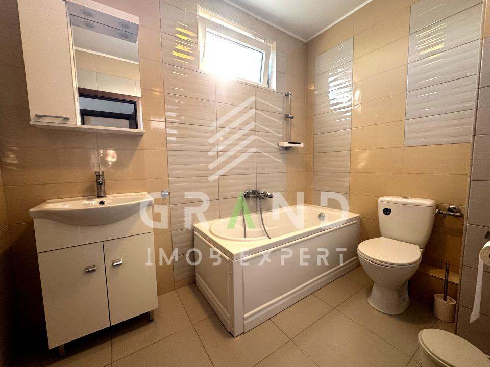 3 camere | 2 băi | 67 mp+balcon | Etaj 8/9 | Parcare | Oașului 86-90