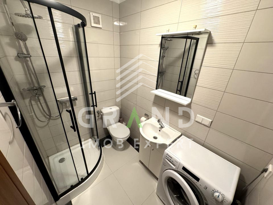 3 camere | 2 băi | 67 mp+balcon | Etaj 8/9 | Parcare | Oașului 86-90