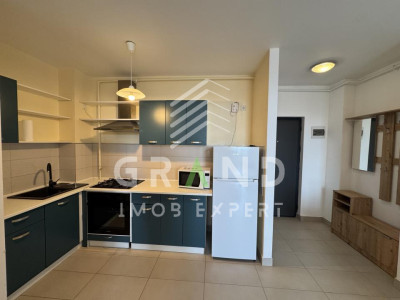 3 camere | 2 băi | 67 mp+balcon | Etaj 8/9 | Parcare | Oașului 86-90