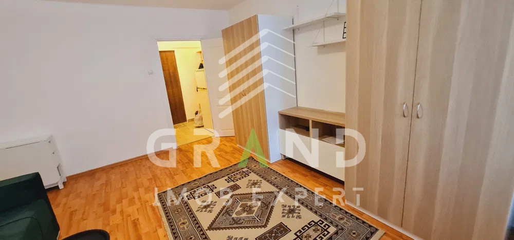 Garsoniera Spatioasa | Balcon Inchis | 28 MP | Manastur/Parang