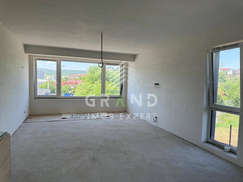 Casă NOUĂ tip duplex, în Dâmbul Rotund-Calea Baciului