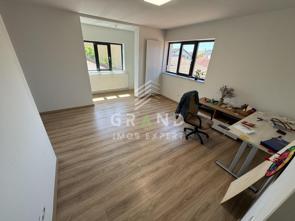 Hală multifuncțională+spații administrative/de locuit 558mp | Iris–Piața 1 Mai