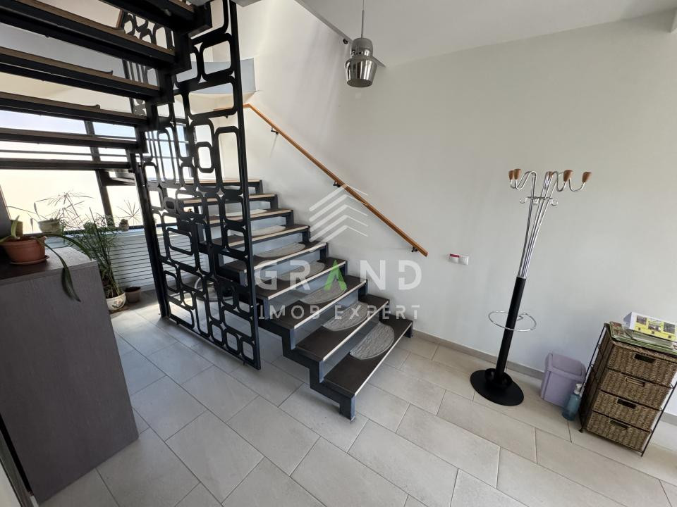 Hală multifuncțională+spații administrative/de locuit 558mp | Iris–Piața 1 Mai