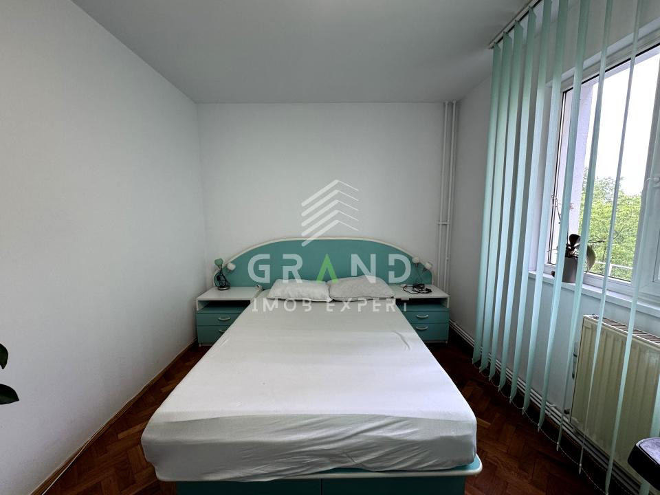 4 camere spațioase | Gheorgheni–zona Hermes | 2 parcări | Mutare imediată