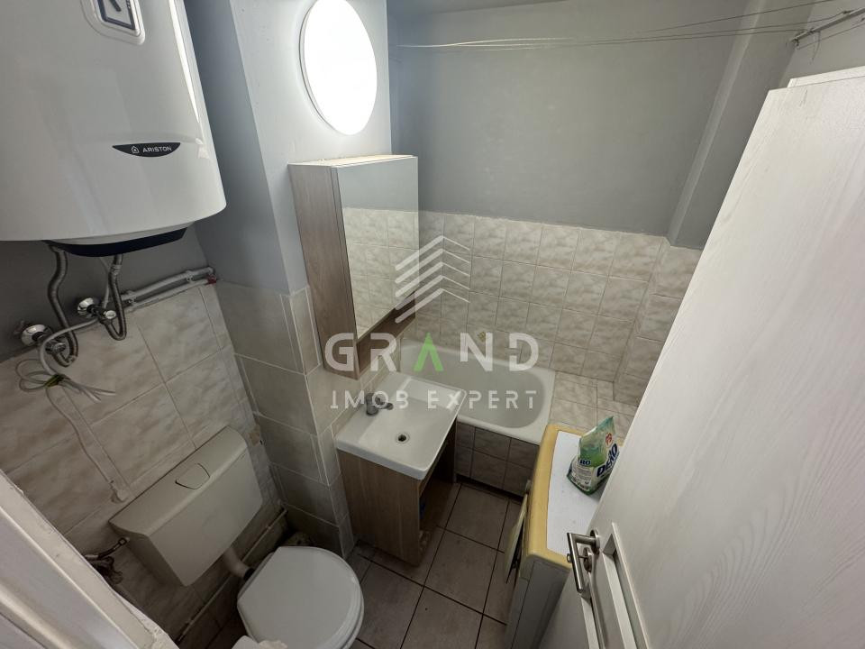 Garsonieră | Balcon închis | Etaj intermediar | Mărăști–zona Răsăritului