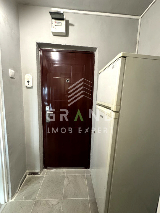Garsonieră | Balcon închis | Etaj intermediar | Mărăști–zona Răsăritului