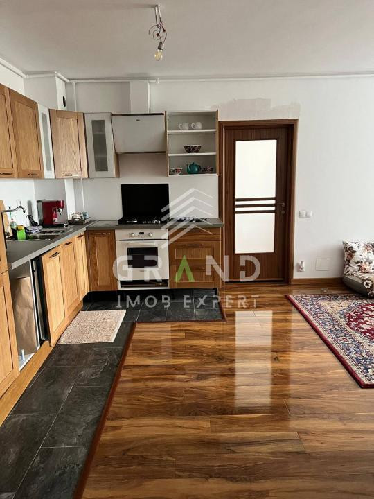 Apartament 3 camere, etaj 1, zona BMW, Floresti
