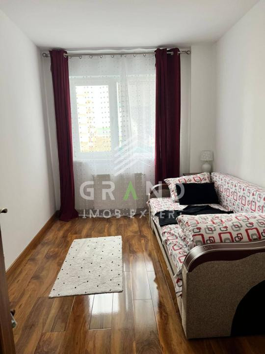 Apartament 3 camere, etaj 1, zona BMW, Floresti